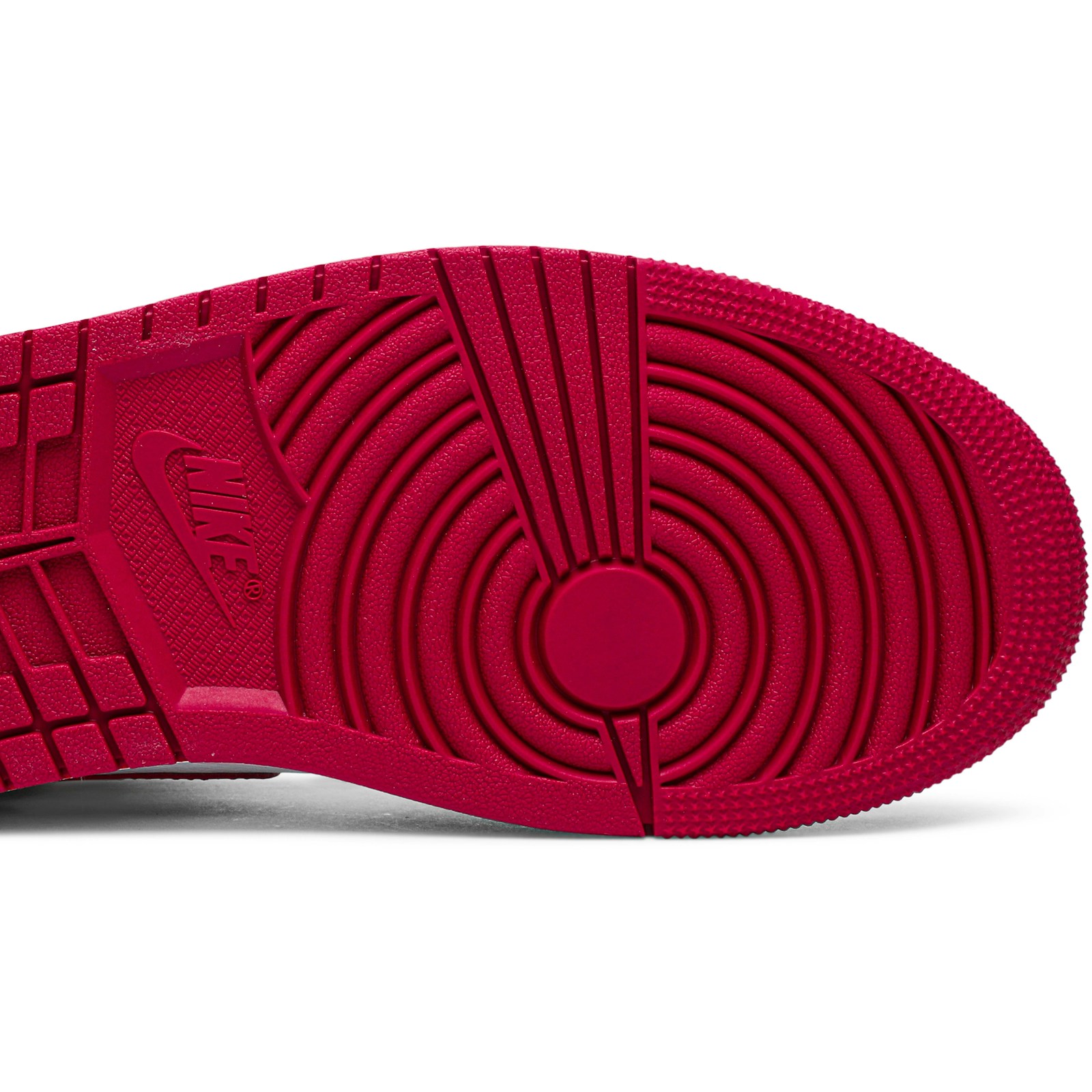 air_jordan_1_mid__noble_red__554724_066_4_55685.jpeg