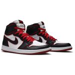 air_jordan_1_retro_high_og__bloodline__555088_062_0_77035-1.jpeg