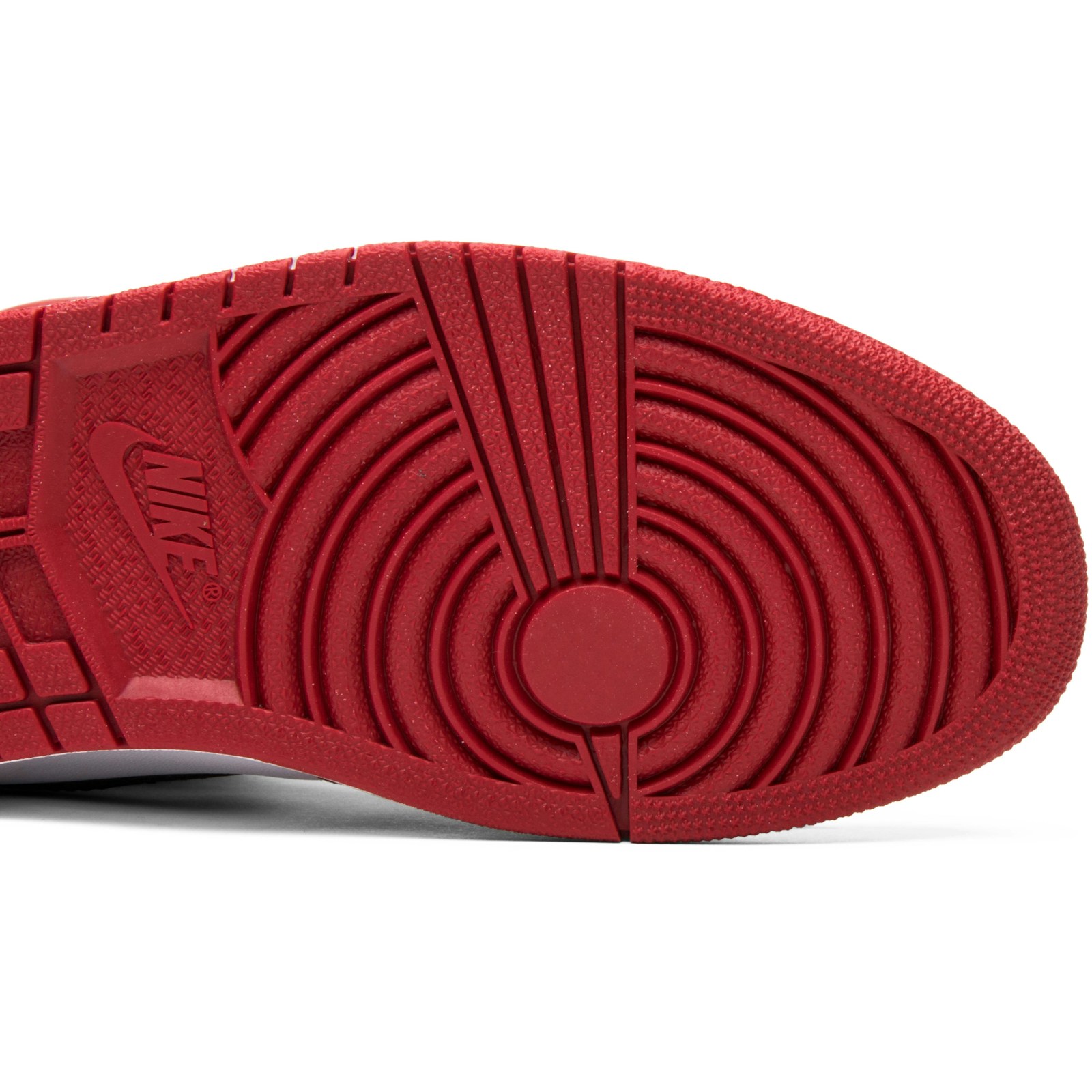 air_jordan_1_retro_high_og__chicago__2015_555088_1_4_67779.jpeg