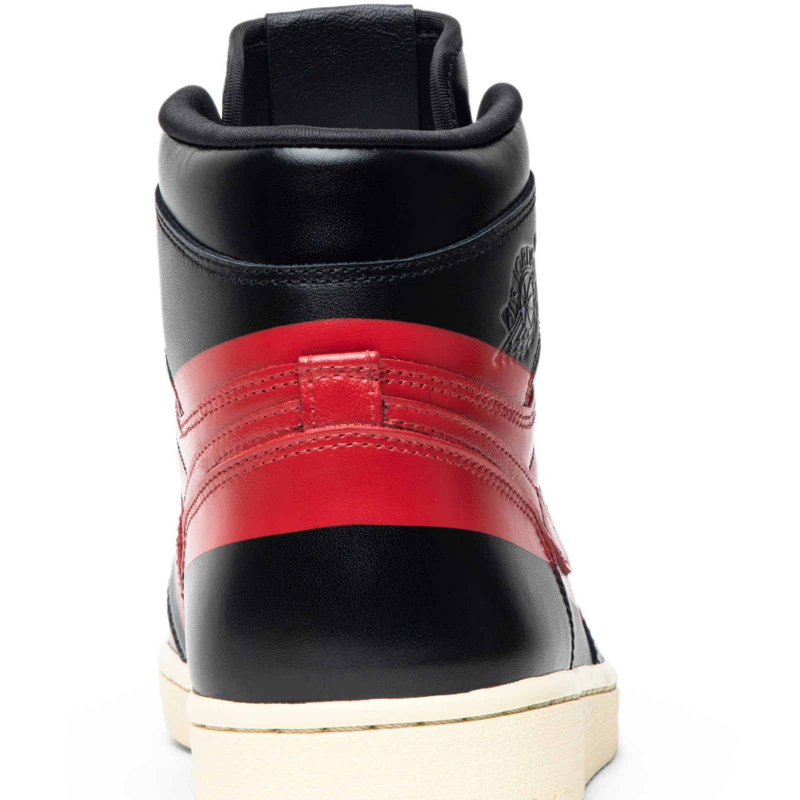 air_jordan_1_retro_high_og__couture__bq6682_006_6_23406.jpeg
